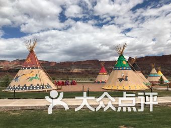 capitol reef resort,Accommodations