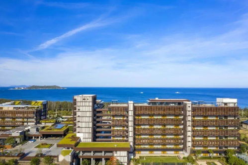 hotel outrigger reef on the beach,Accommodations