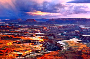 capitol reef national park,Geological Marvels